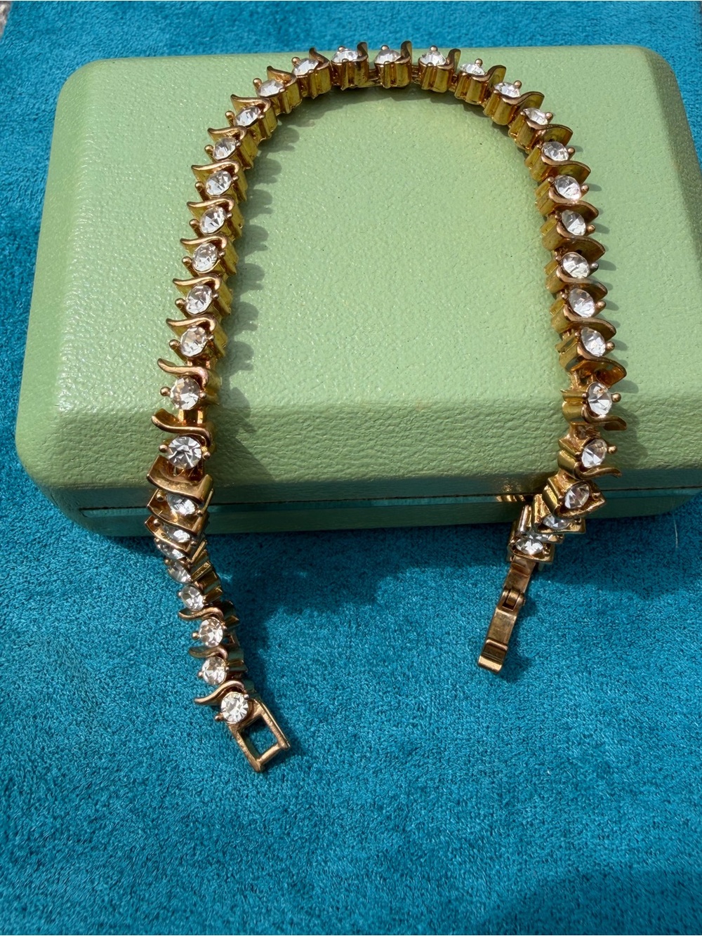24KGP S-Link Tennis Bracelet - Clear Stones - Picture 5 of 8